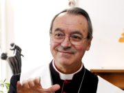 La preghiera a Maria, il Vescovo in dialetto