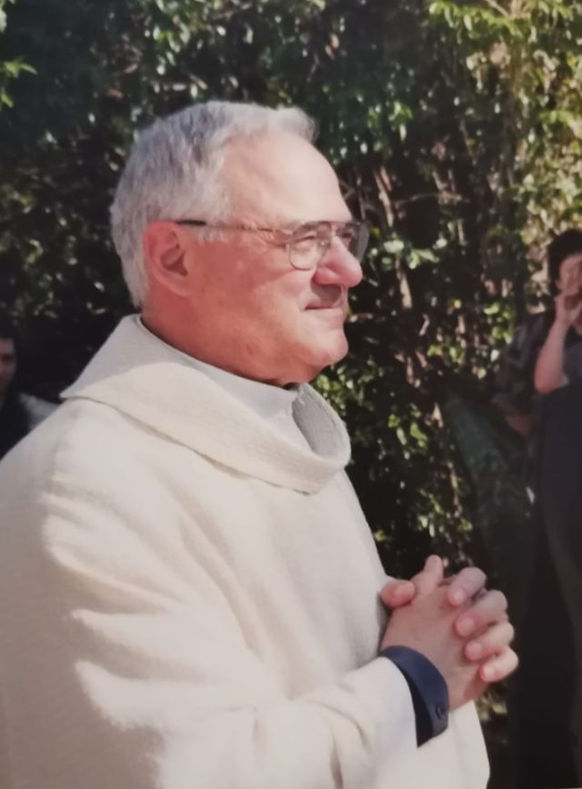 Mons Giuseppe Celli preghiera