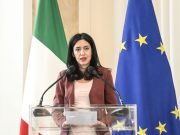 Scuola, Azzolina al personale “Sarà un anno duro ma fatto gran lavoro”