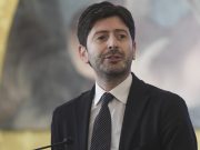 Speranza firma nuove ordinanze, cinque regioni tornano zona gialla