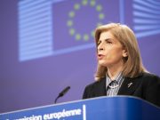 Vaccini, Commissione Ue “Ritardi inaccettabili”