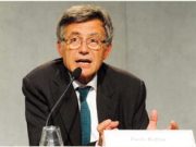 Un giornalista contro corrente con le suole dellescarpeconsunte