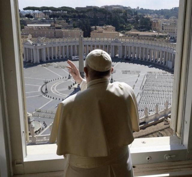 papa francesco e i politici