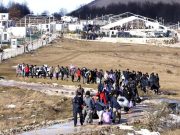 “The game”: il gioco per arrivare in Europa profughi Lipa