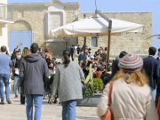 Continua a diminuire la popolazione in Italia