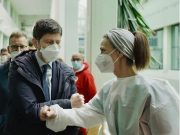 Speranza “Firmata l’ordinanza per le visite ai parenti nelle Rsa”