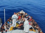 Nuova ondata di sbarchi a Lampedusa, altri avvistamenti nel Mediterraneo