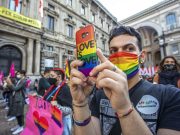 Omotransfobia, secondo un sondaggio 60% italiani favorevole a ddl Zan