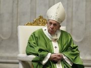Papa Francesco “In Medio Oriente cessi il frastuono delle armi”