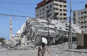 Gaza. Arci, Caritas, Sant’Egidio e Fcei: “Si attivi con urgenza un corridoio umanitario per i vulnerabili” Gaza, Palestina, crolli dopo i bombardamenti israeliani