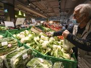 Ad aprile in calo le vendite al dettaglio