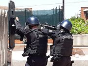 Tragedia vicino Roma, morti anziano e due bambini colpiti da spari in strada