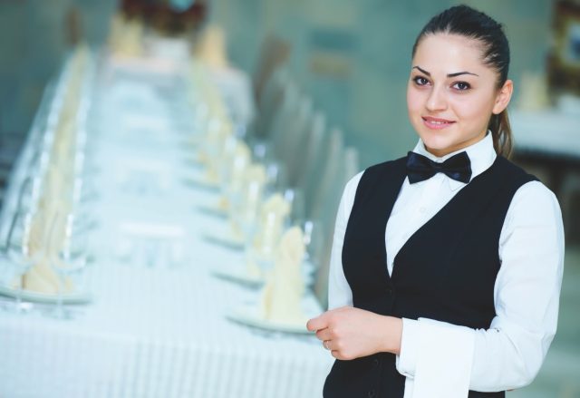 donne e lavoro persi a rimini 9000 posti su 11000