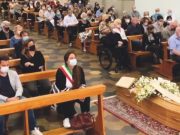 L’ultimo saluto di don Sergio Matteini: l’abbraccio di Santarcangelo don sergio matteini funerale