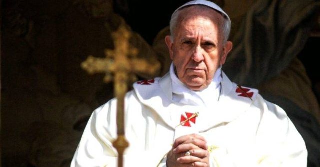 Papa Francesco ha firmato la sua nuova esortazione apostolica, Laudate Deum