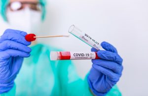 Rimini, contagi Covid ancora in aumento (393) e una donna deceduta