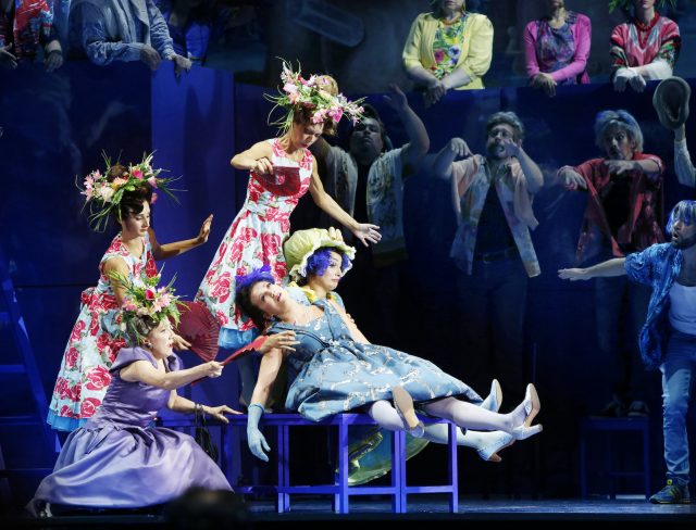 Julie Fuchs e Monica Bacelli - Ph Amati Bacciardi Julie Fuchs e Monica Bacelli - Ph Amati Bacciardi