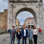 Arco augustio restauro