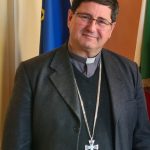 Vescovo sindaca tagliata