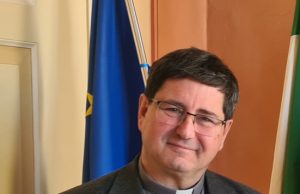 Invocare Maria per la pace, il messaggio del vescovo Nicolò