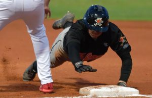 È la domenica del derby riminese sul diamante