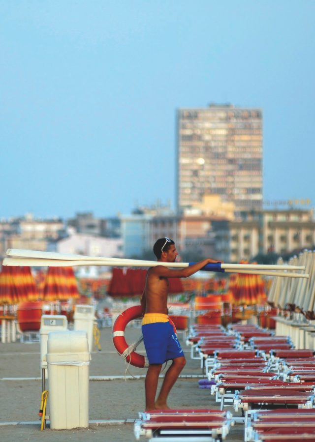 Rimini, 24/07/09: spiaggia, bagnino�Riccardo Gallini_GRPhoto