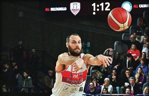 La Rinascita sempre in viaggio non cala la manita