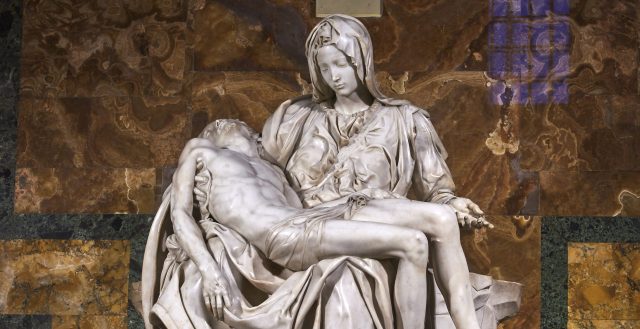 Michelangelo's_Pietà,_St_Peter's_Basilica_(1498–99)