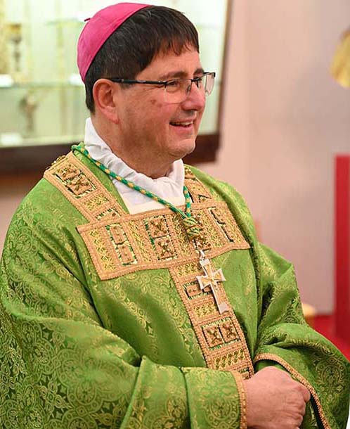 Vescovo Nicolò ride low2