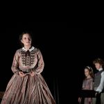 Il soprano Anna Prohaska(Istitutrice), Cecily Balmforth(Flora), Zandy Hull (Miles) – Ph Fabrizio Sansoni