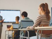 SCUOLA, STUDENTI SEMPRE PIÙ “IGNORANTIˮ