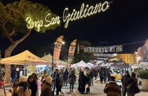 Associazioni in festa e cantarelle in coro: BorgoSolidale accende il Natale di San Giuliano