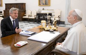 Meeting, il presidente Scholz in visita da papa Leone XIV Papa Leone XIV riceve il presidente del Meeting Bernhard Scholz