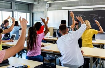 FORMAZIONE E LAVORO, QUALE (DIS)INCONTRO?