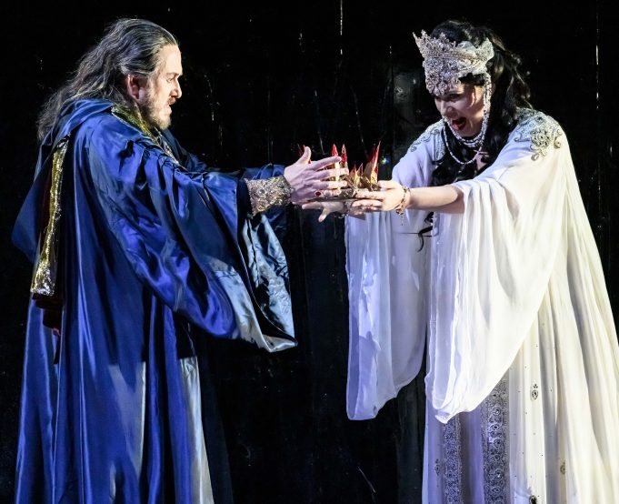 Meglio ascoltare che guardare