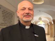 Piotr, un padre per i fedeli di lingua ebraica