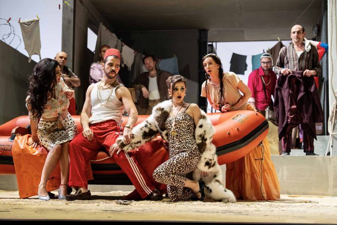 Italiana? Indietro tutta