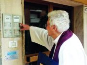 Quando la Chiesa bussa alla porta