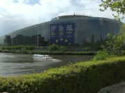 Dazi, Ue sigla l’intesa tariffaria con gli Stati Uniti