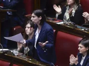 Dazi, Schlein “Governo reintegri Fondo Auto e chieda forte risposta Ue a Trump”