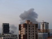 A Hormuz scambi di attacchi Iran-Usa, Trump “La tregua continua”