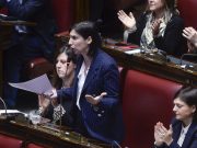 Schlein “Governo Meloni vive chiuso nel palazzo, no a larghe con intese con FI”