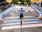 Vingegaard vince il tappone di Pila e veste la maglia rosa al Giro2026