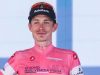 Vingegaard cala il poker, vince la 16^ tappa e consolida la maglia rosa