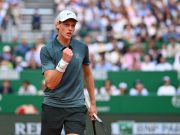 Sinner al secondo turno al Roland Garros, Tabur ko in tre set