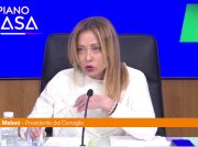 Carburanti, Meloni “Taglio delle accise prorogato per tre settimane”