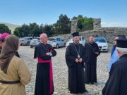 La reliquia di San Nicola in Albania con il vescovo Anselmi