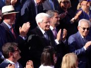 Mattarella alla finale degli Internazionali, standing ovation al Centrale