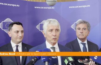 Giovani, Abodi “Erasmus Plus strumento per costruire il futuro”