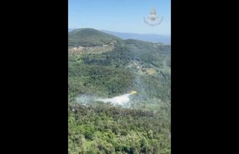 Incendio Monte Faeta, ricognizione aerea dei Vigili del Fuoco